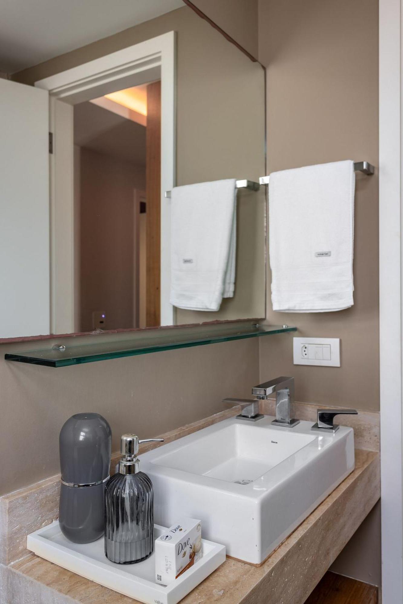 Apartamento Moderno em Prédio à Beira-mar na Praia de Ipanema Río de Janeiro Exterior foto